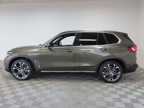 Used 2021 BMW X5 xDrive40i w/ Premium Package 3 AWD/4WD image 5