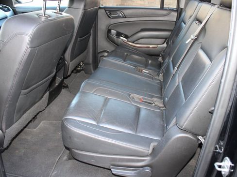 Used 2019 GMC Yukon XL SLT w/ Open Road Package image 6