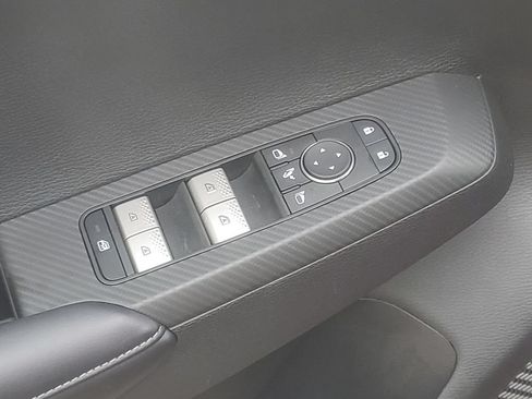 Used 2024 Mitsubishi Outlander SE AWD/4WD image 14