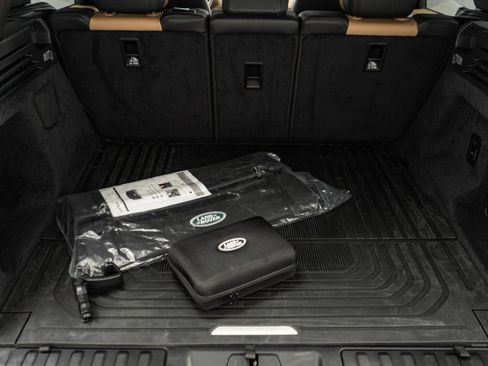 Used 2023 Land Rover Range Rover Sport SE Dynamic image 19