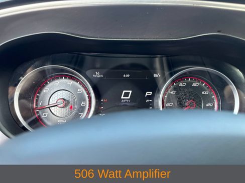 Used 2022 Dodge Charger SXT w/ Plus Group RWD image 10