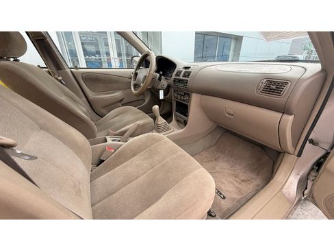 Used 2001 Toyota Corolla CE image 11