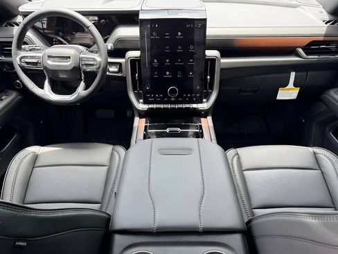 New 2026 GMC Yukon Denali w/ Sun & Power Step Package AWD/4WD image 19