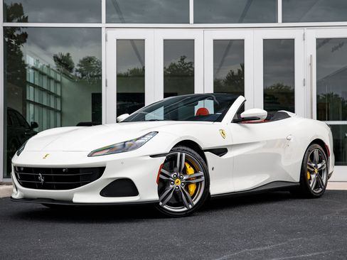 Used 2023 Ferrari Portofino M RWD image 48