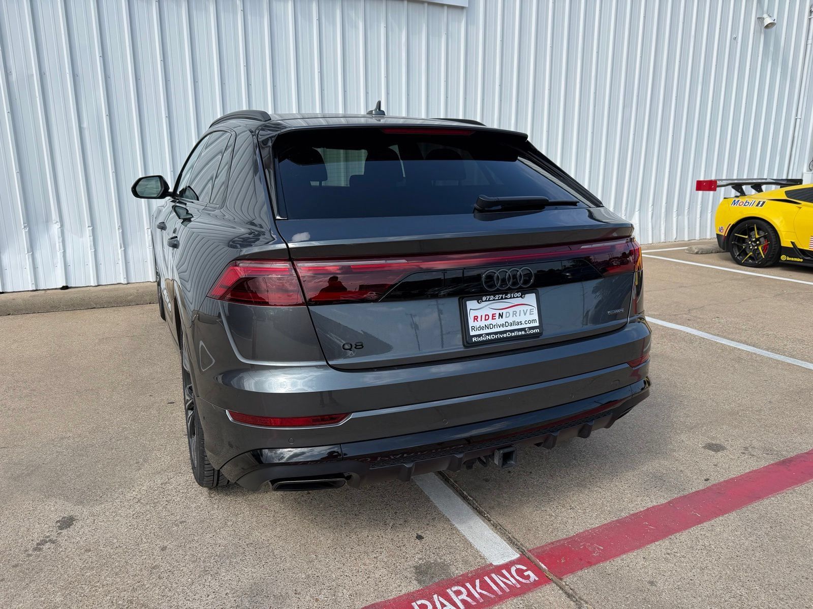Used 2025 Audi Q8 Prestige w/ Prestige Package AWD/4WD image 5