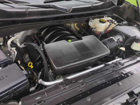Used 2024 Chevrolet Silverado 1500 ZR2 w/ Technology Package AWD/4WD image 31