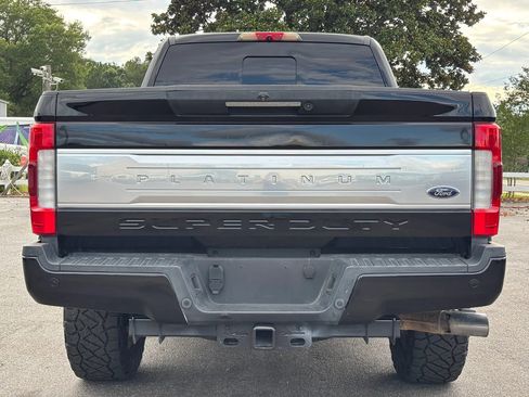 Used 2017 Ford F250 Platinum w/ Platinum Ultimate Package AWD/4WD image 6