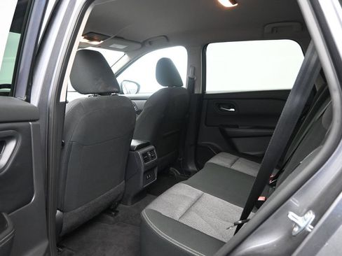 Used 2025 Nissan Rogue SV AWD/4WD image 25