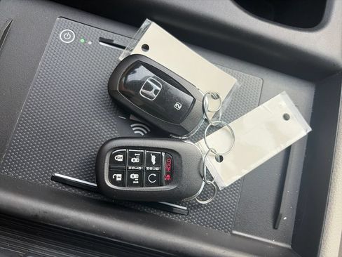 Used 2025 Honda Odyssey EX-L image 29