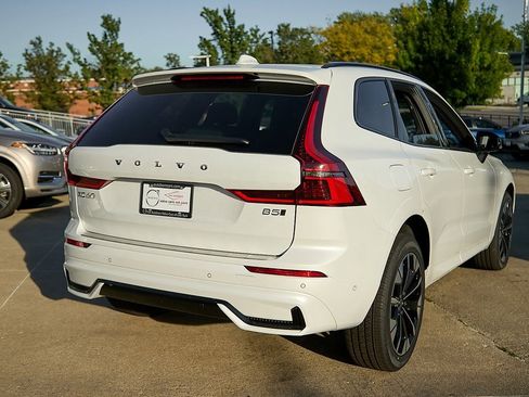 New 2026 Volvo XC60 B5 Plus w/ Protection Package Premier image 9