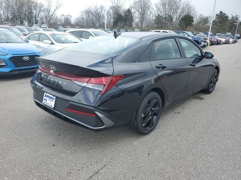 New 2026 Hyundai Elantra Sport FWD image 4