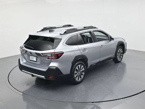 Used 2025 Subaru Outback Touring AWD/4WD image 43