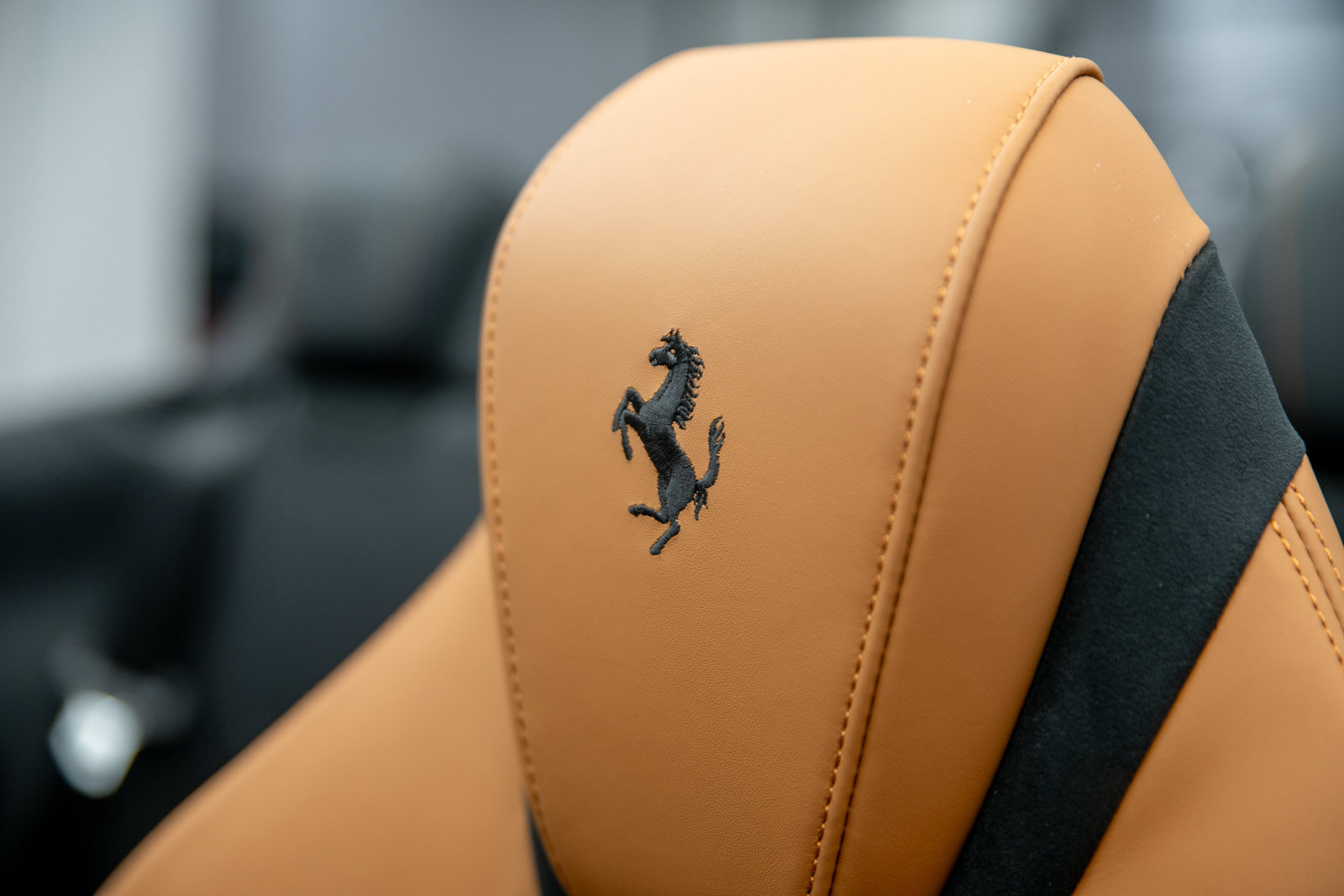 Used 2026 Ferrari Roma Spider RWD image 23