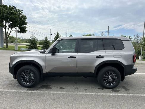 Used 2025 Toyota Land Cruiser AWD/4WD image 2