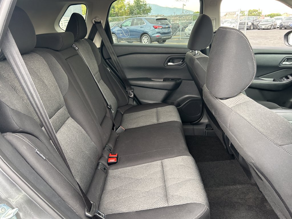 Used 2025 Nissan Rogue SV AWD/4WD image 31