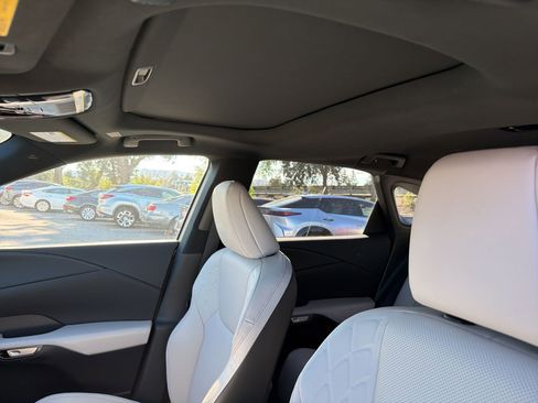 Used 2023 Lexus RX 350 Premium image 10