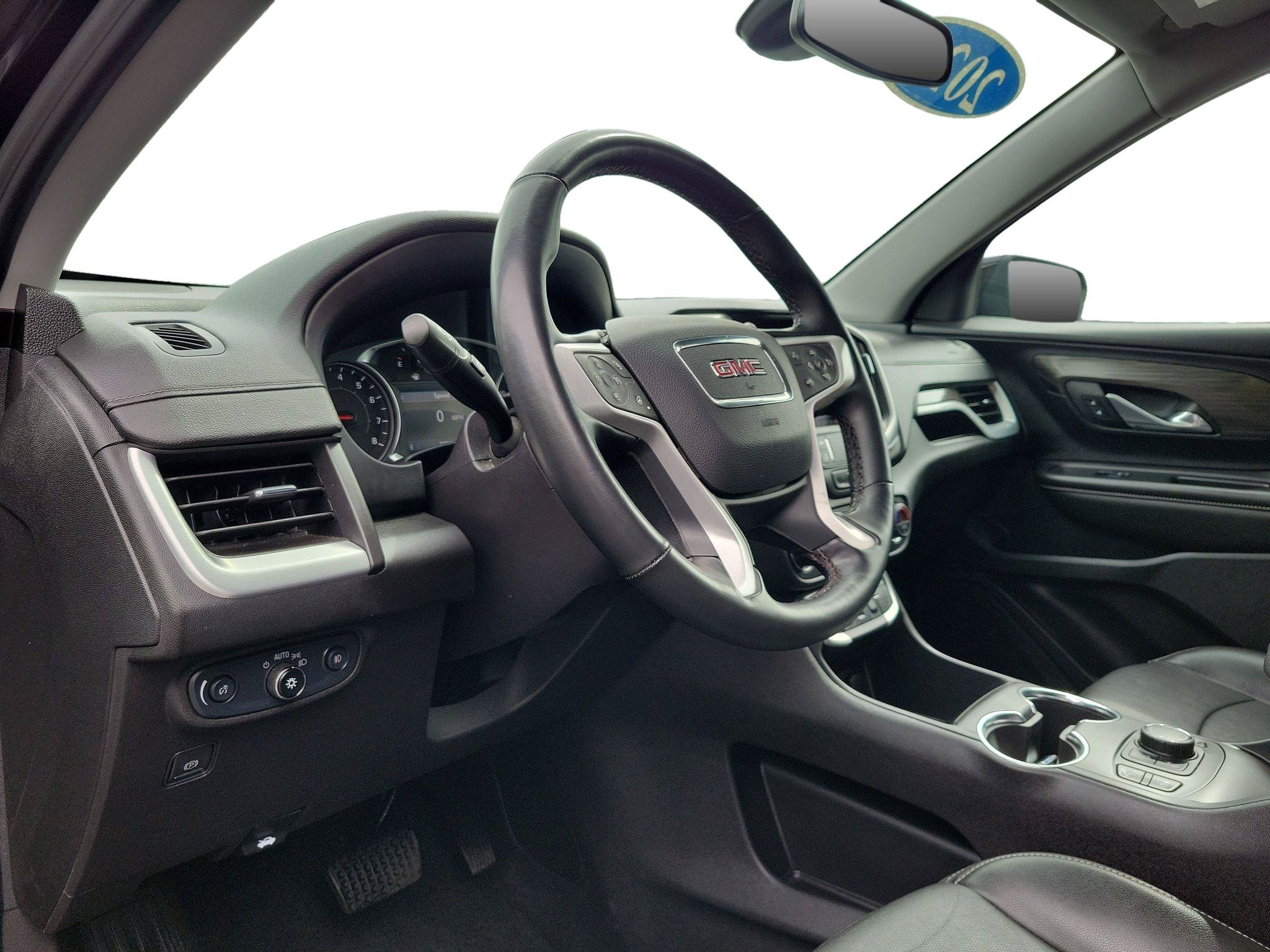 Used 2024 GMC Terrain SLT AWD/4WD image 6