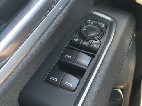 Used 2026 Chevrolet Silverado 3500 High Country w/ High Country Premium Package AWD/4WD image 23