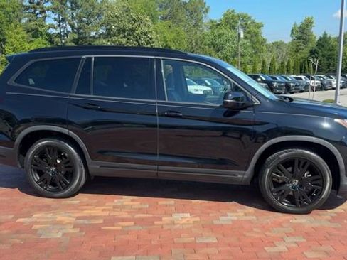 Used 2022 Honda Pilot Black Edition image 4