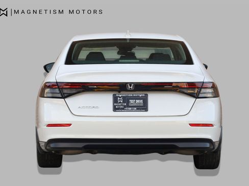 Used 2023 Honda Accord EX image 7