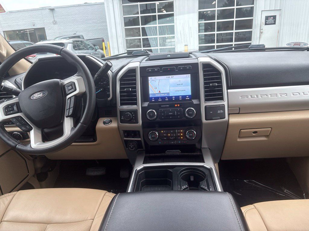 Used 2020 Ford F350 Lariat w/ Lariat Ultimate Package AWD/4WD image 17