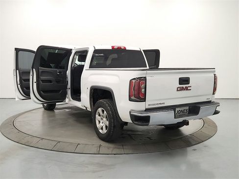 Used 2018 GMC Sierra 1500 SLT image 13