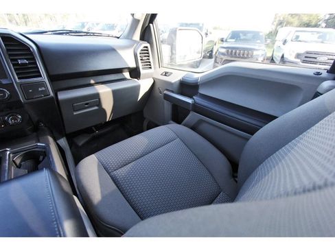 Used 2019 Ford F150 XLT w/ Equipment Group 302A Luxury AWD/4WD image 8