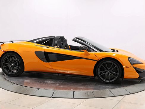 Used 2019 McLaren 570S Spider RWD image 78