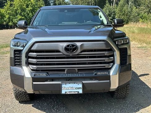 Used 2022 Toyota Tundra Limited AWD/4WD image 3
