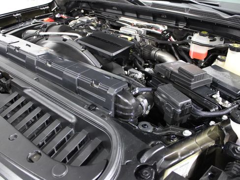 Used 2022 GMC Sierra 2500 AT4 w/ AT4 Premium Plus Package AWD/4WD image 56