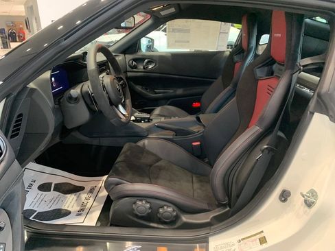 New 2026 Nissan Z NISMO w/ Floor Mat Package RWD image 9