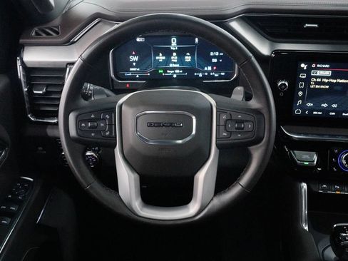 Used 2024 GMC Sierra 1500 Denali w/ Denali Reserve Package AWD/4WD image 25
