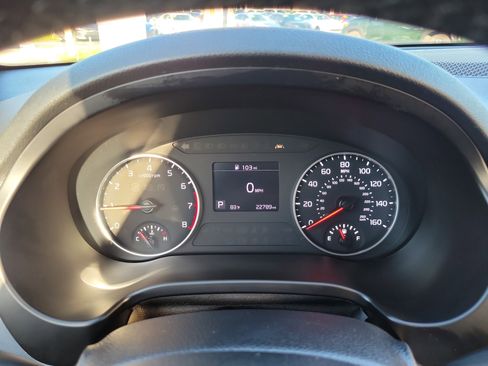 Used 2021 Kia Seltos S image 17