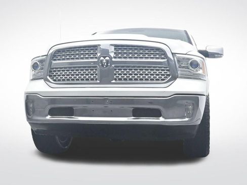 Used 2018 RAM 1500 Laramie image 30