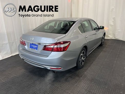 Used 2017 Honda Accord LX image 30