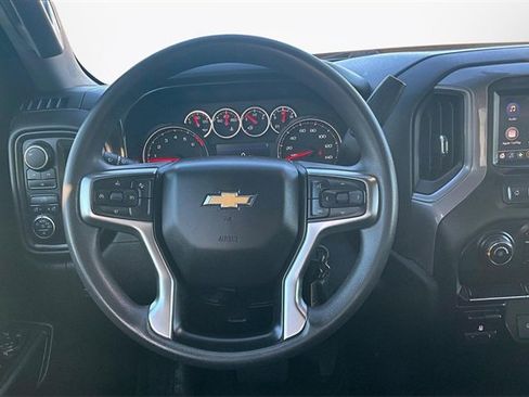 Used 2021 Chevrolet Silverado 2500 Custom w/ Custom Value Package image 5