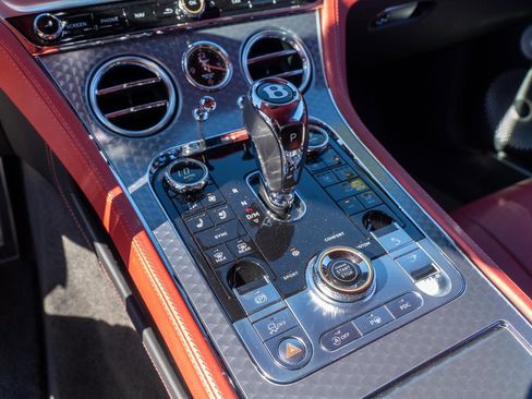 Used 2022 Bentley Continental GT Speed image 11