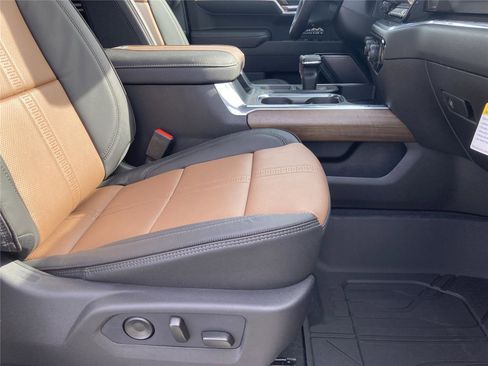 New 2026 Chevrolet Silverado 1500 High Country image 16