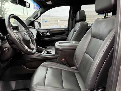 Used 2021 Chevrolet Tahoe Z71 w/ Luxury Package AWD/4WD image 22