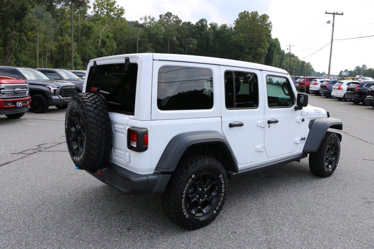 Used 2023 Jeep Wrangler Unlimited w/ Sun & Screen Package AWD/4WD image 7