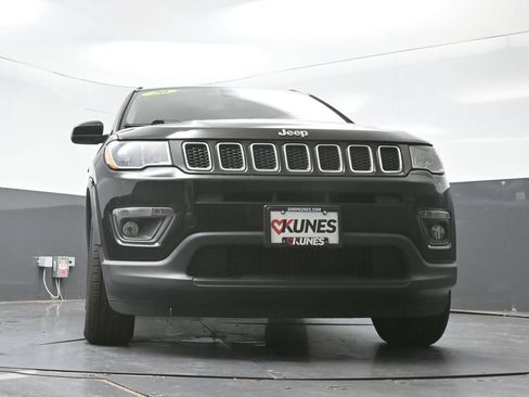 Used 2020 Jeep Compass Latitude AWD/4WD image 57