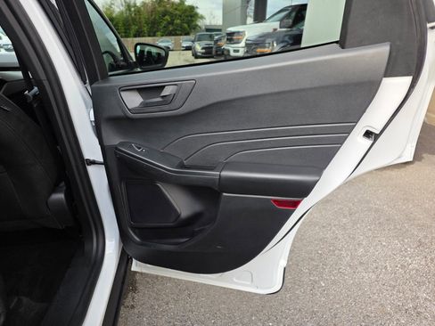 Used 2025 Ford Escape Active image 13