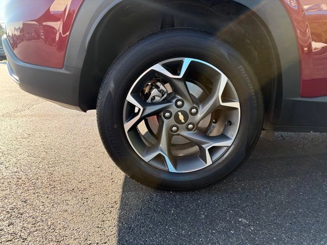 Used 2024 Chevrolet Trax LT FWD image 10