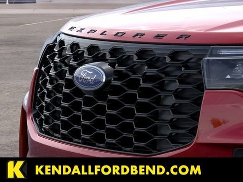 Used 2026 Ford Explorer ST-Line w/ ST-Line Street Pack AWD/4WD image 17
