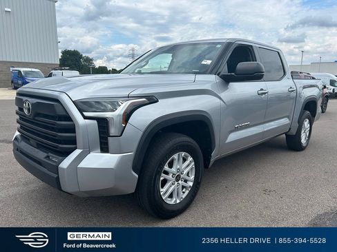 Used 2023 Toyota Tundra SR5 w/ SR5 Premium Package AWD/4WD image 4