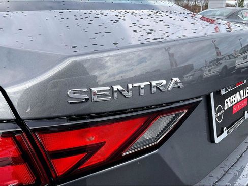 Certified 2025 Nissan Sentra S image 9