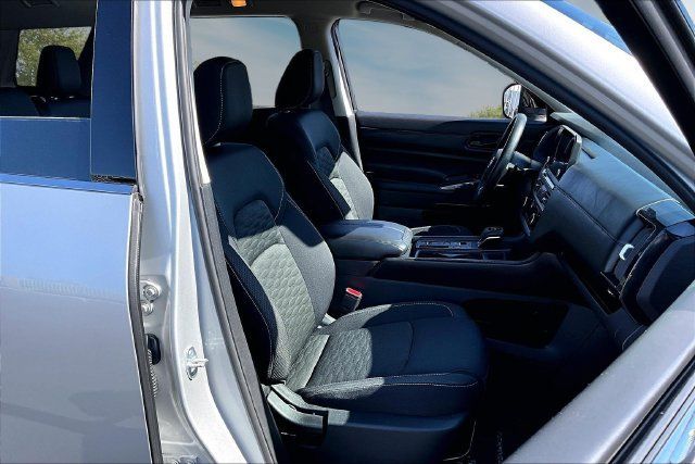 Certified 2023 Nissan Pathfinder S FWD image 26
