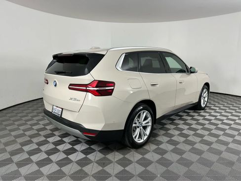 Certified 2025 BMW X3 xDrive30i w/ Convenience Package image 4