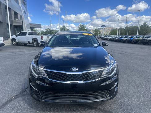 Used 2018 Kia Optima LX w/ 17" Alloy Wheels Package image 9