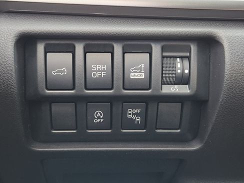 Used 2021 Subaru Forester Premium image 27